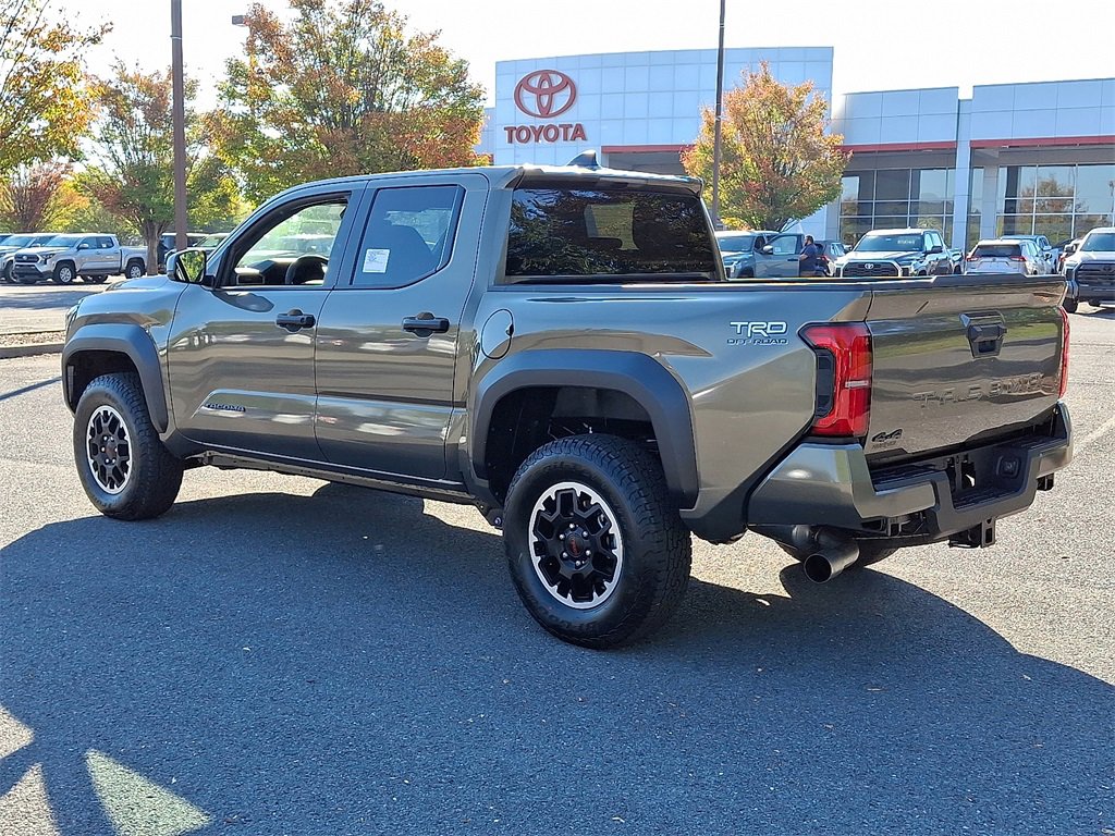New 2025 Toyota Tacoma TRD Off-Road image 4