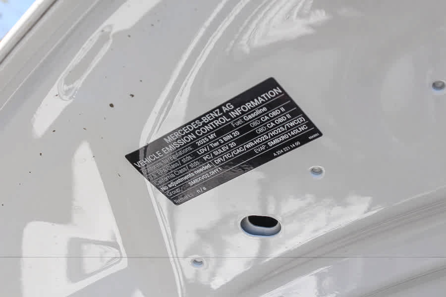 Used 2025 Mercedes-Benz C 300 Sedan image 36