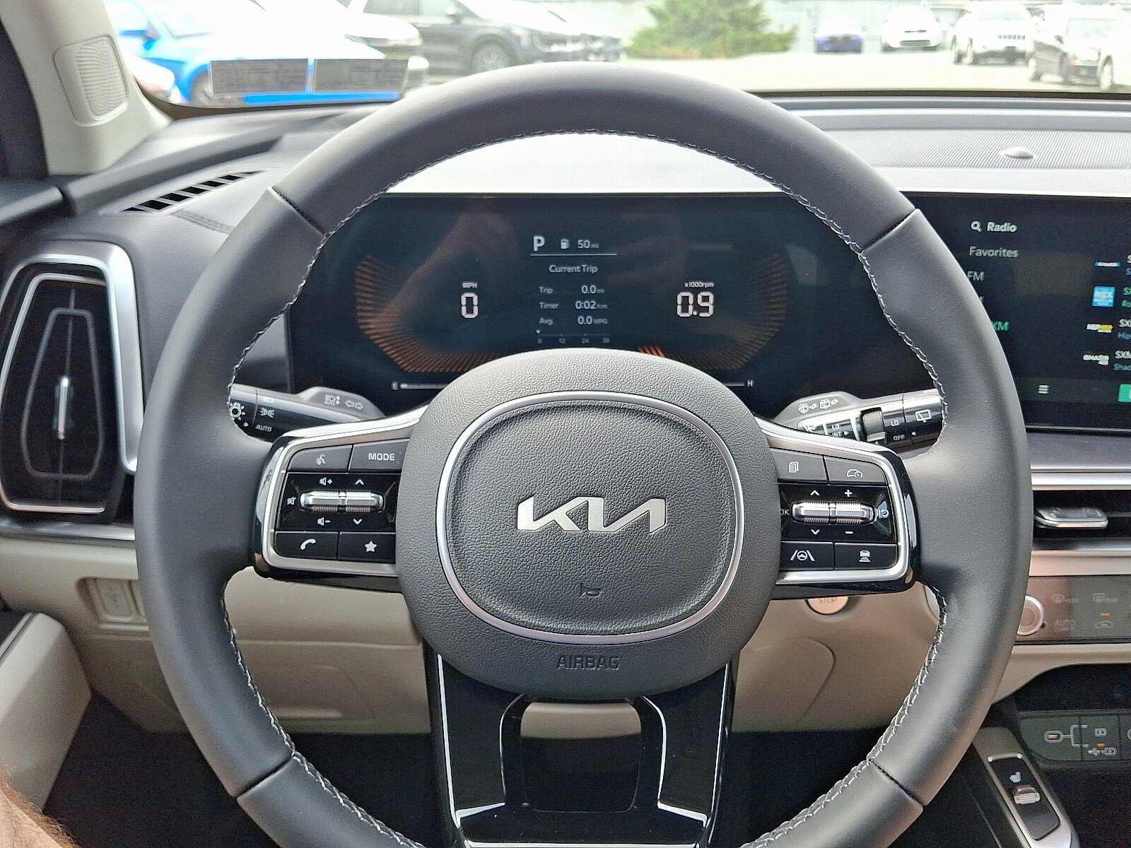 Used 2025 Kia Sorento S AWD/4WD image 14