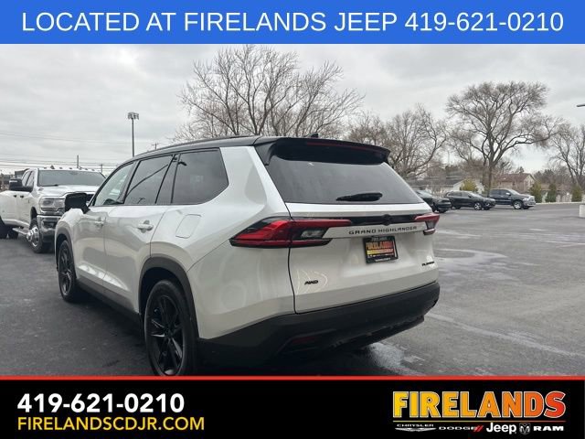 Used 2024 Toyota Grand Highlander Platinum image 7