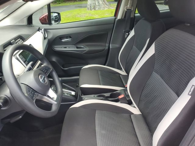 Used 2022 Nissan Versa SV FWD image 16