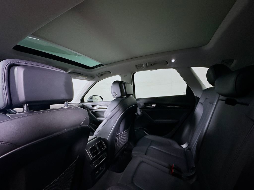 Used 2019 Audi Q5 2.0T Premium Plus w/ Premium Plus Package image 13