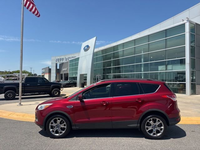 Used 2016 Ford Escape SE w/ Equipment Group 201A FWD image 2