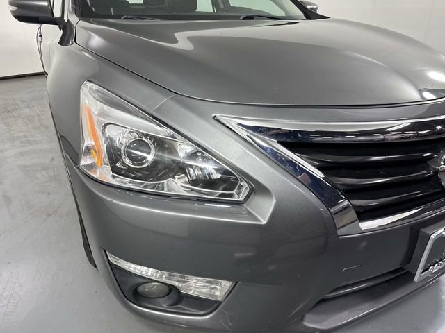 Used 2015 Nissan Altima 2.5 SL w/ Technology Package FWD image 29