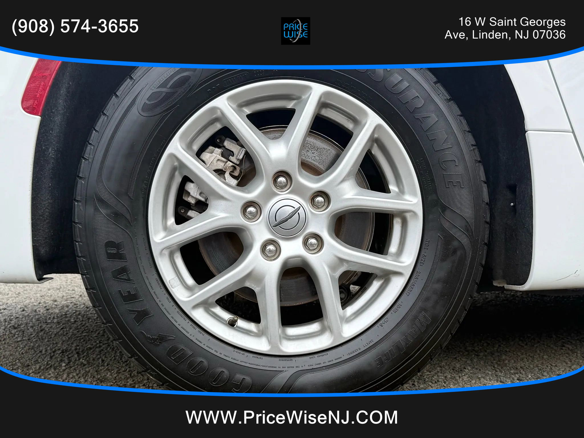 Used 2022 Chrysler Pacifica Touring-L image 31