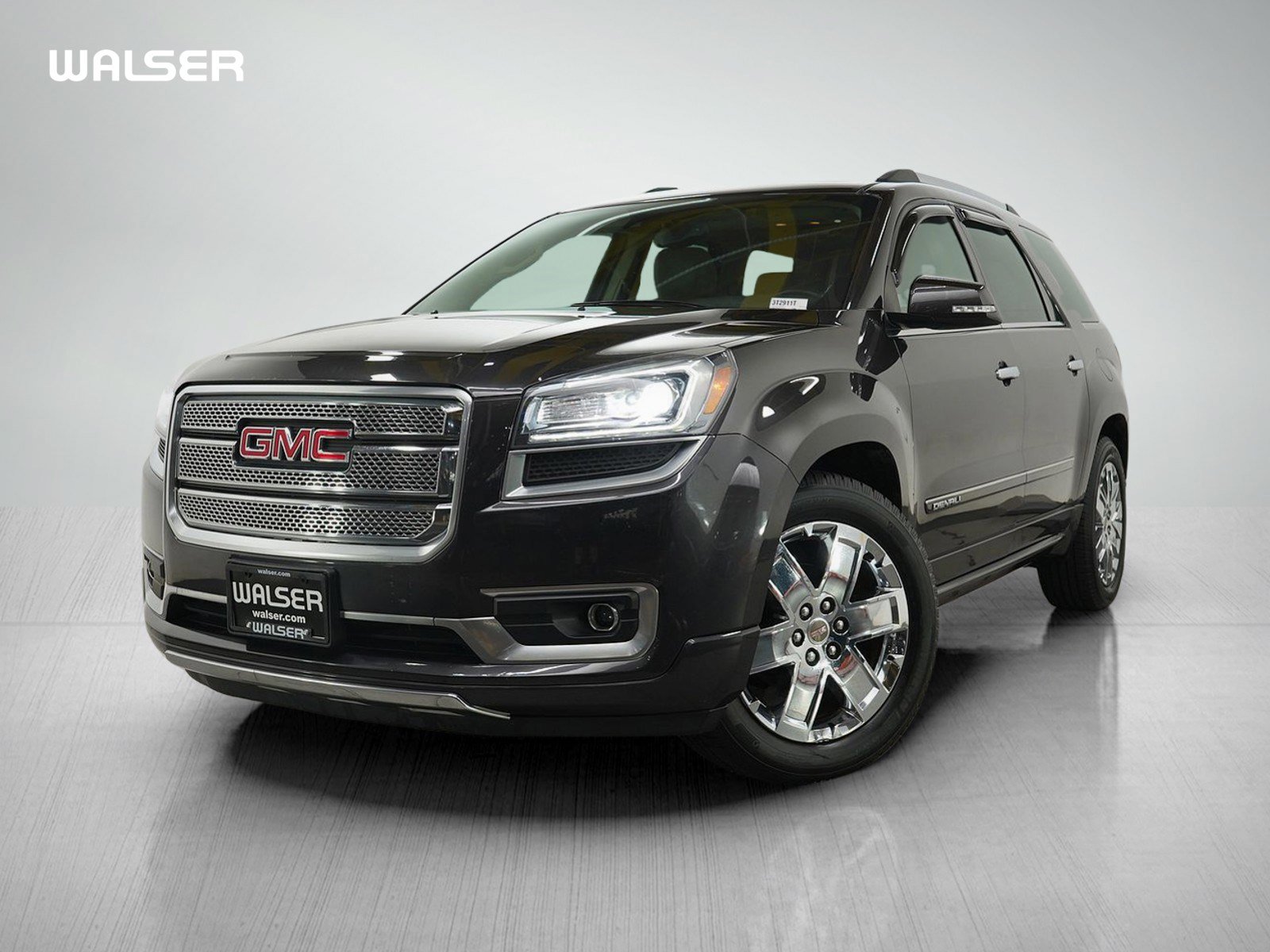 Used 2015 GMC Acadia Denali image 1