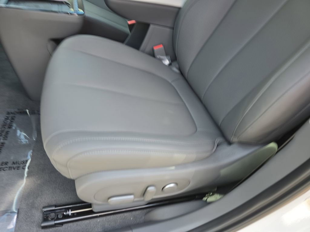 New 2025 Hyundai Ioniq 5 SEL AWD/4WD image 30