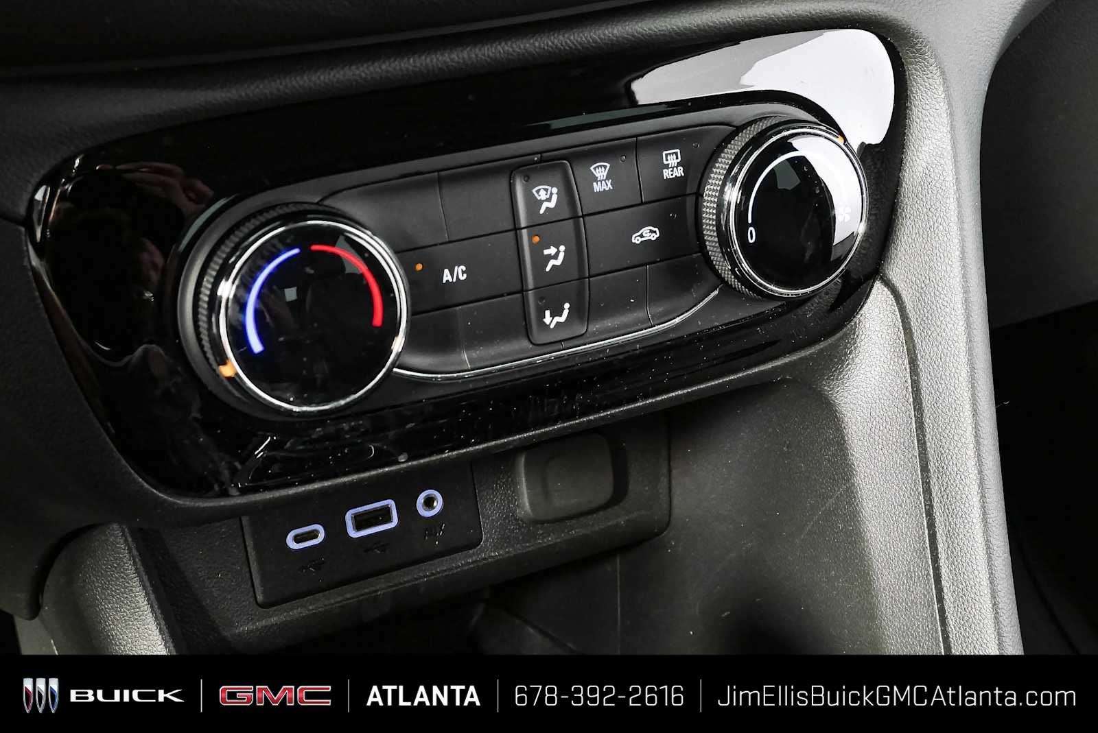 Certified 2023 Buick Encore GX Preferred FWD image 16