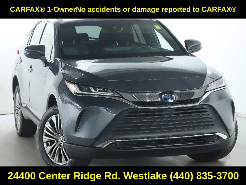 Used 2022 Toyota Venza XLE AWD/4WD image 2