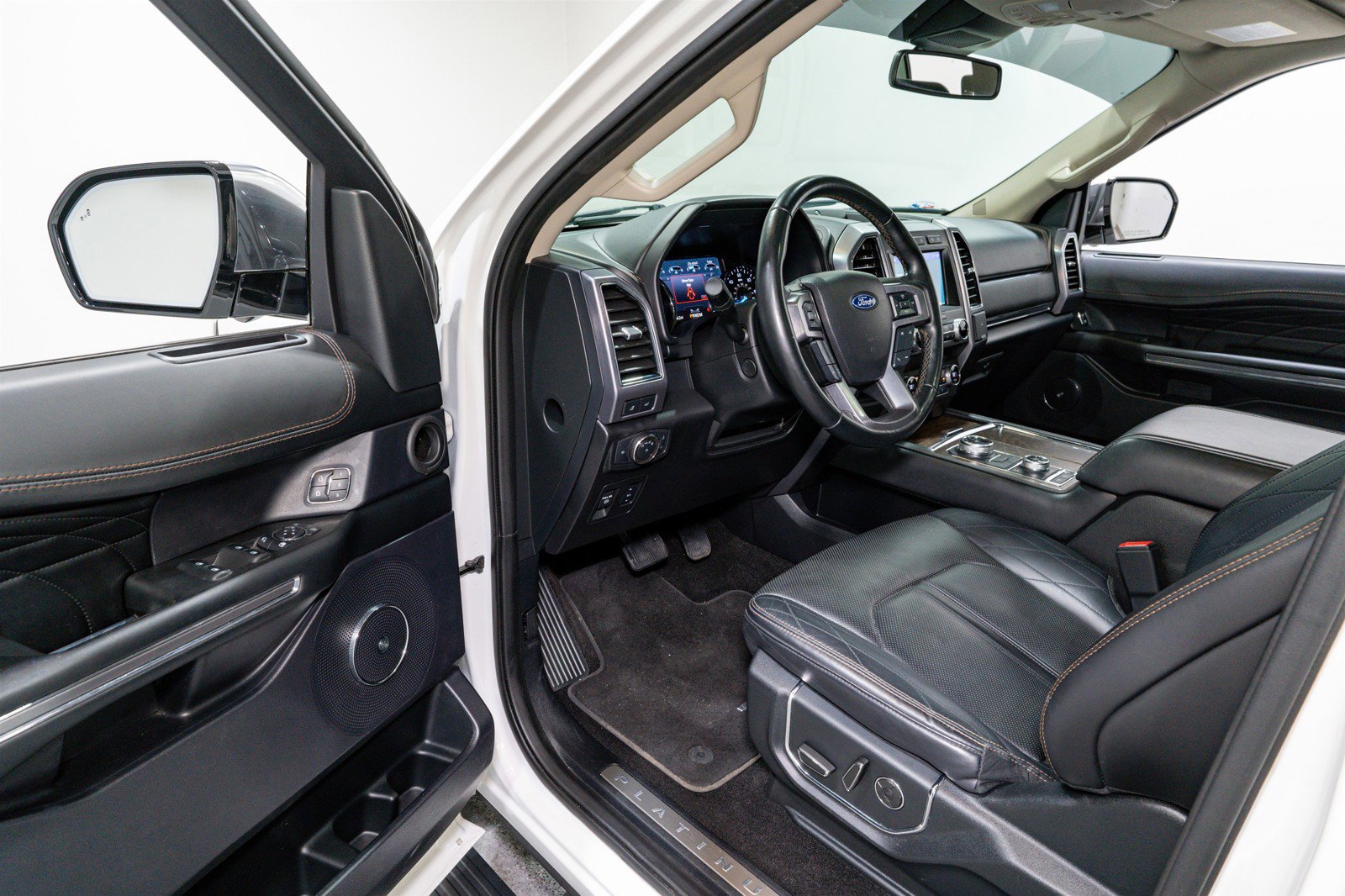 Used 2020 Ford Expedition Platinum image 13