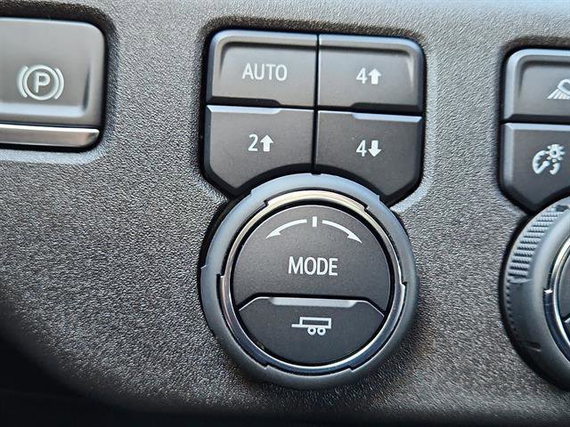 Used 2024 Chevrolet Silverado 1500 LTZ w/ LTZ Premium Package image 24