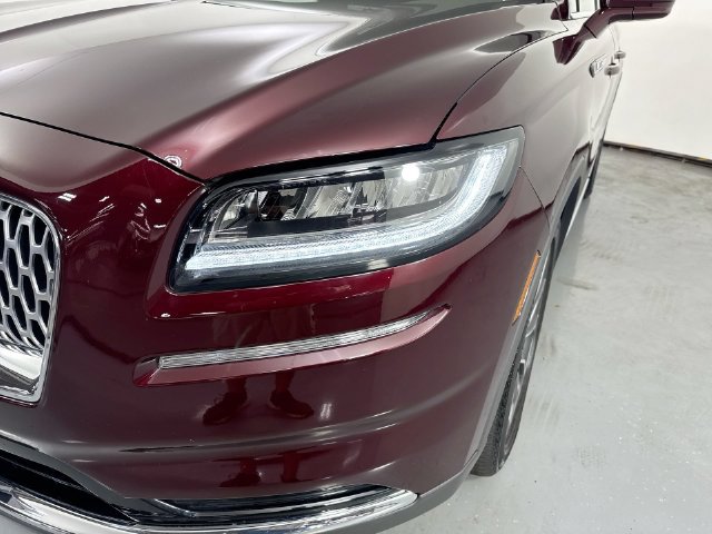 Used 2023 Lincoln Nautilus Reserve AWD/4WD image 28