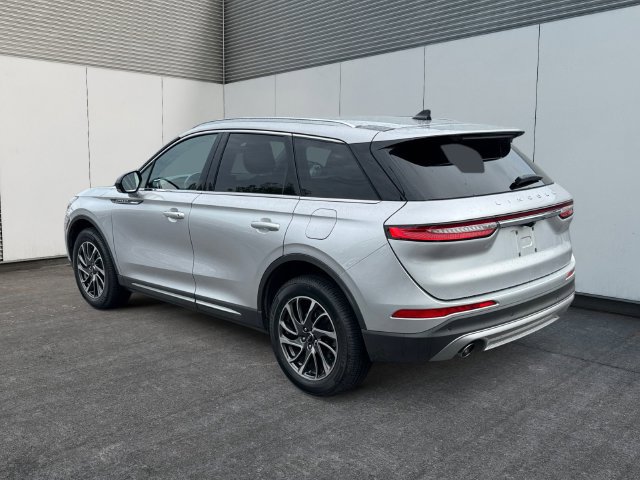 Used 2020 Lincoln Corsair AWD w/ Equipment Group 101A image 3