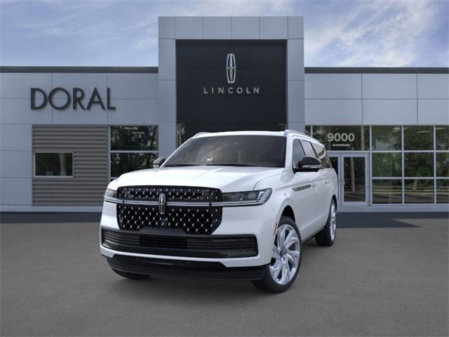 New 2025 Lincoln Navigator L Black Label image 2