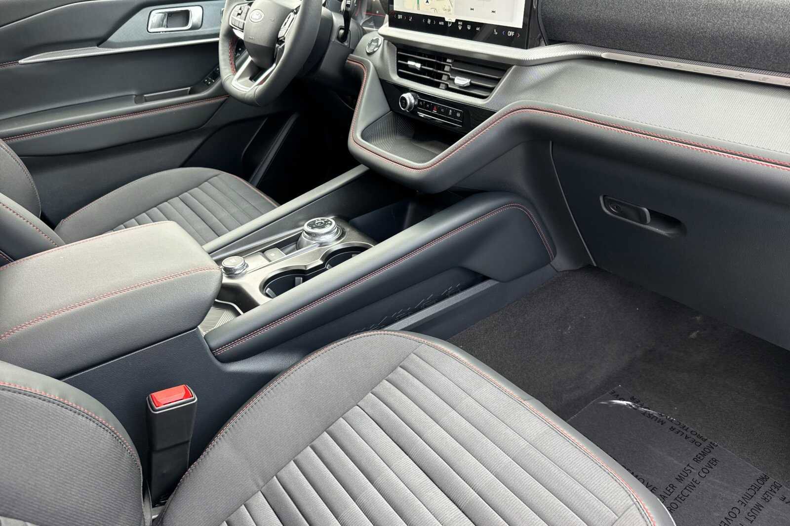 New 2026 Ford Explorer ST-Line w/ ST-Line Street Pack AWD/4WD image 21