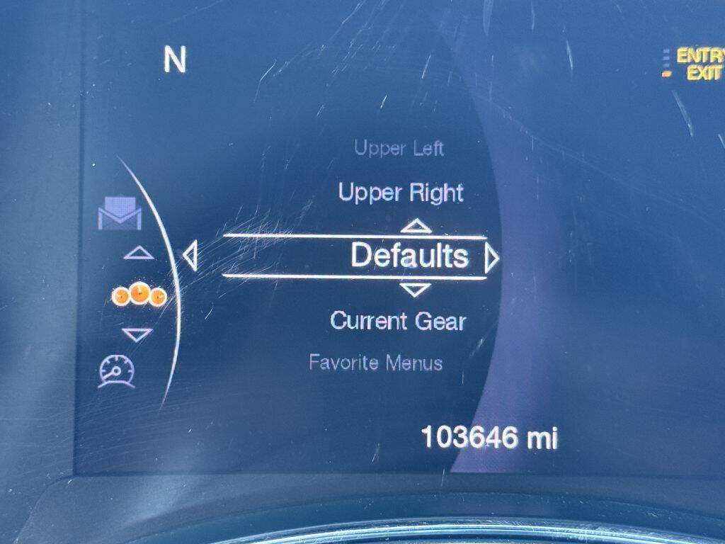 Used 2017 Jeep Grand Cherokee Trailhawk AWD/4WD image 16