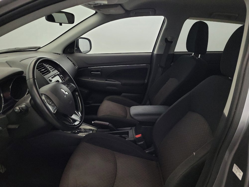 Used 2018 Mitsubishi Outlander Sport LE AWD/4WD image 17