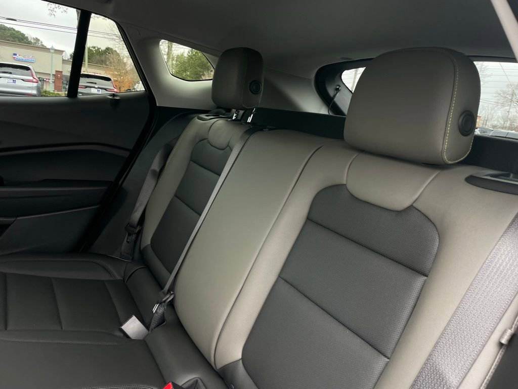 Used 2025 Chevrolet Trax ACTIV w/ Driver Confidence Package image 40