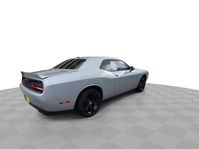 Used 2021 Dodge Challenger SXT w/ Driver Convenience Group image 8