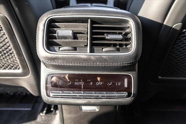 Used 2025 Mercedes-Benz GLS 580 4MATIC image 22