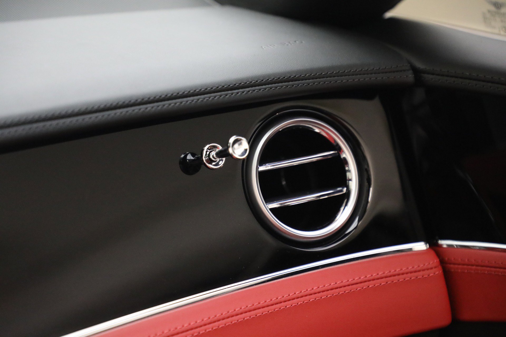 New 2026 Bentley Continental GTC AWD/4WD image 34