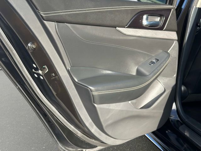 Used 2018 Nissan Maxima 3.5 SL image 11