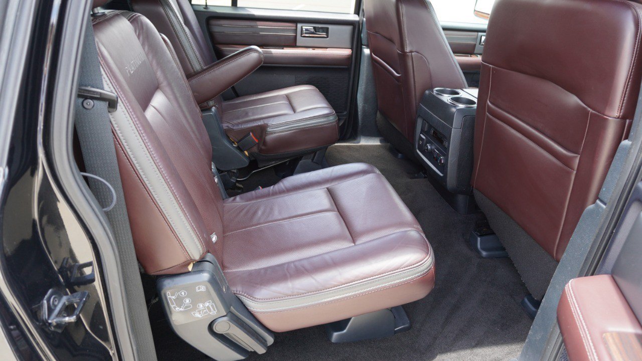 Used 2015 Ford Expedition EL Platinum RWD image 29