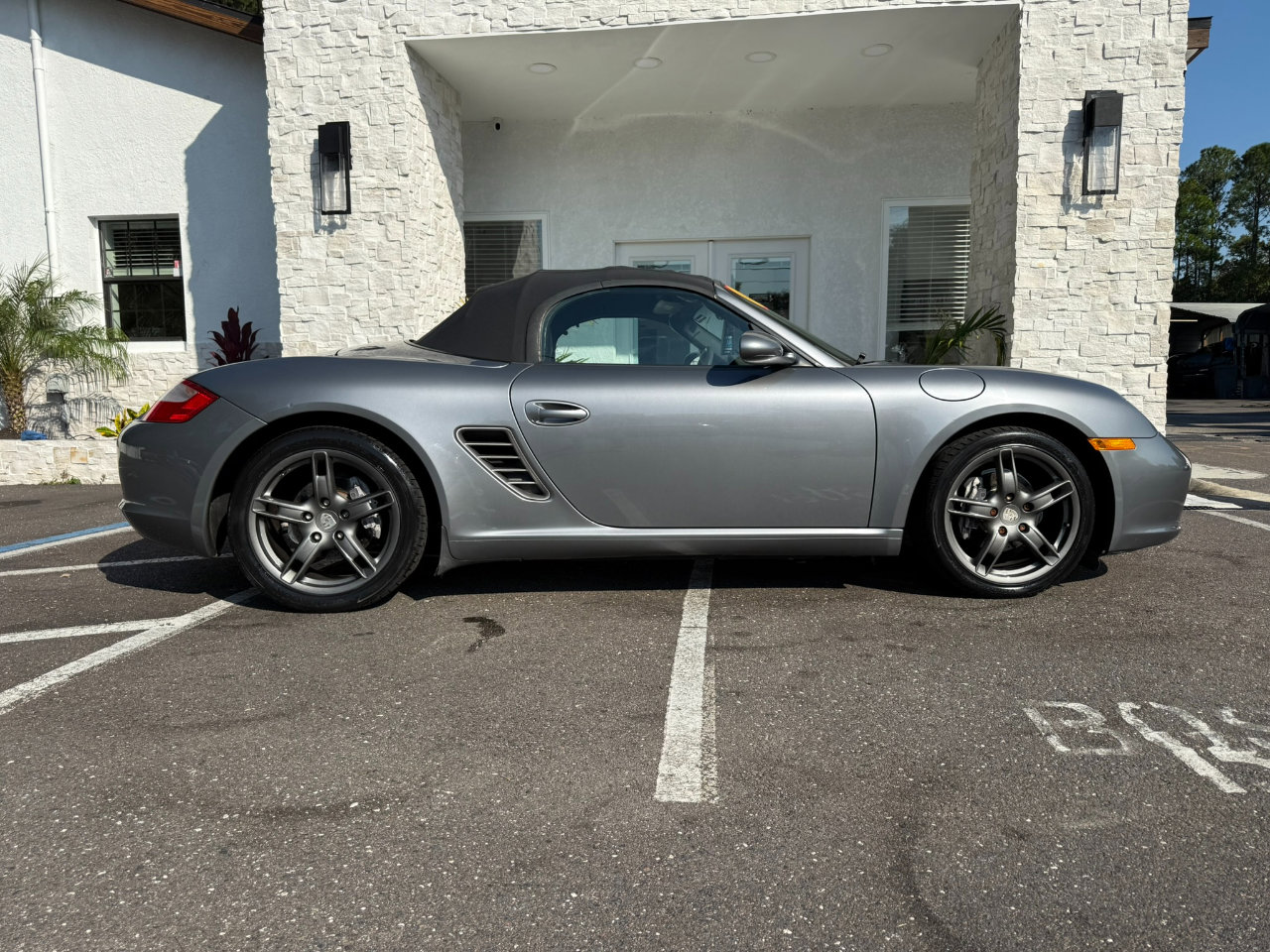 Used 2005 Porsche Boxster image 23