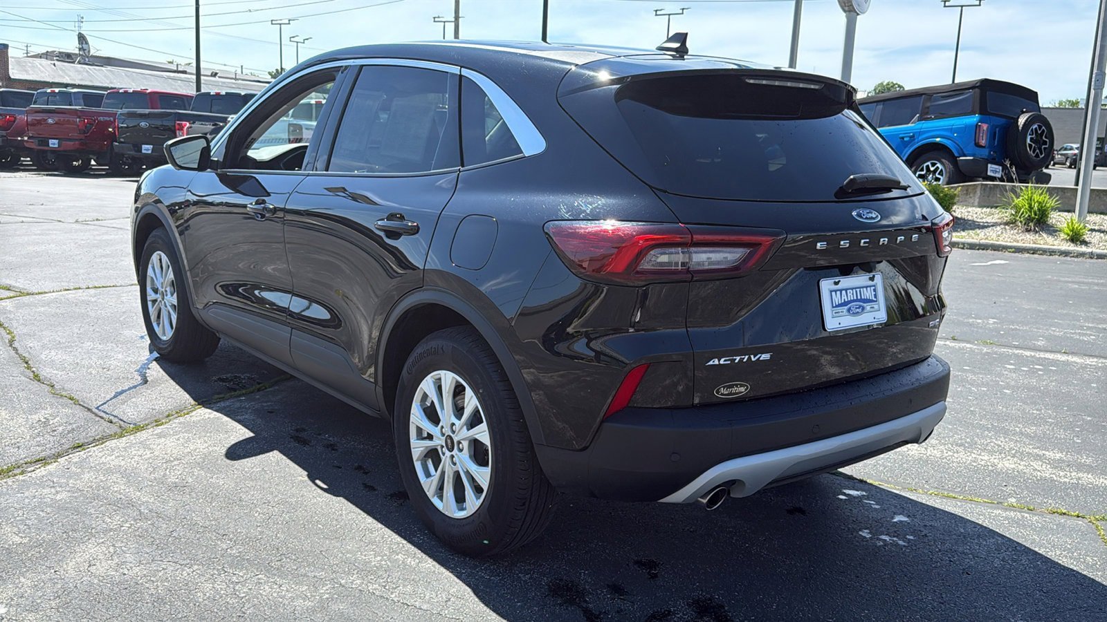 Used 2023 Ford Escape Active w/ Tech Pack #2 AWD/4WD image 6