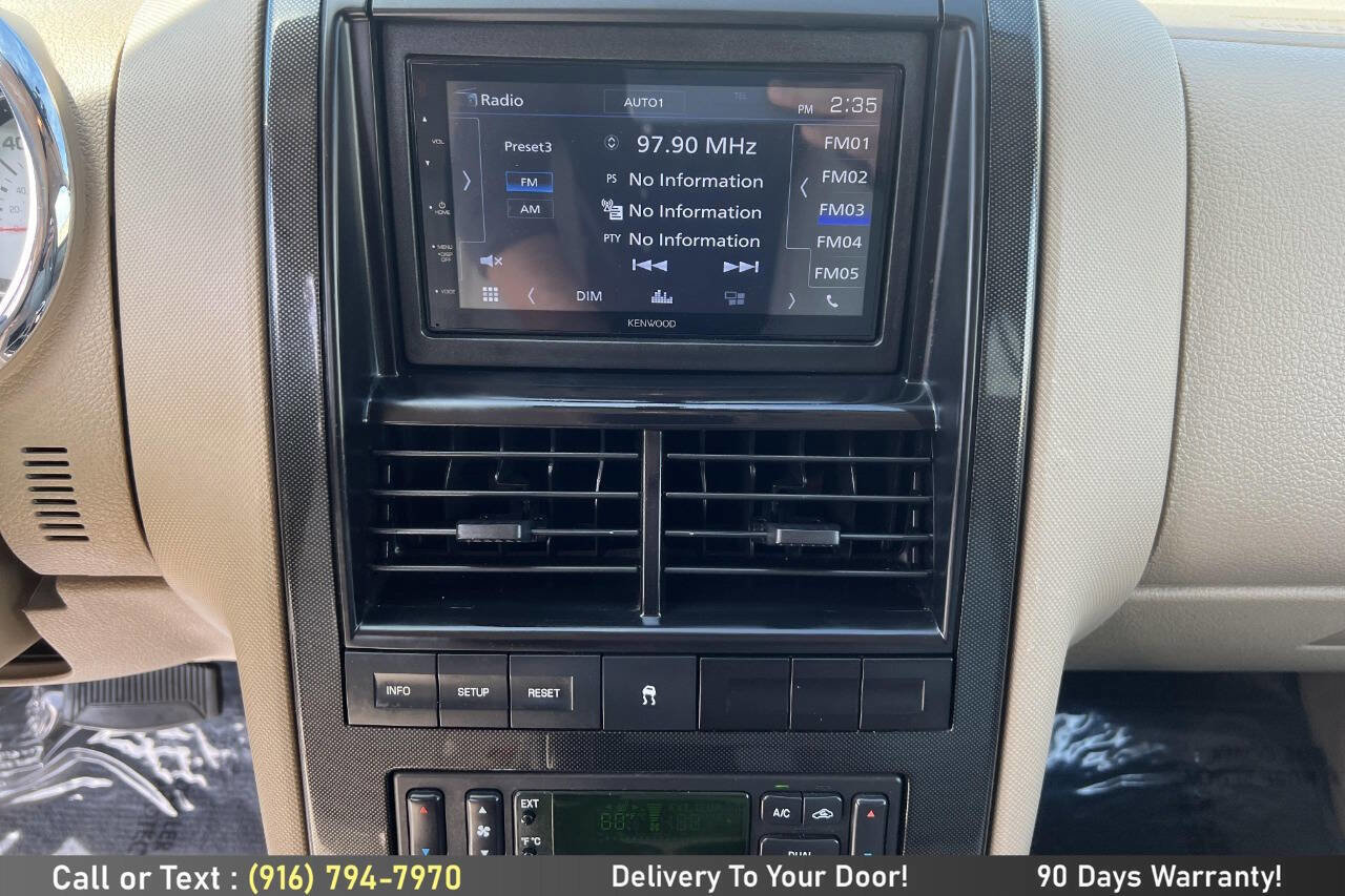 Used 2010 Ford Explorer Sport Trac Limited image 16