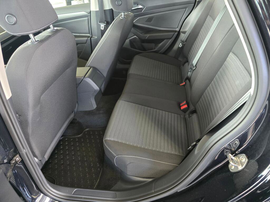 Used 2023 Volkswagen Jetta S w/ Driver Assistance Package image 34