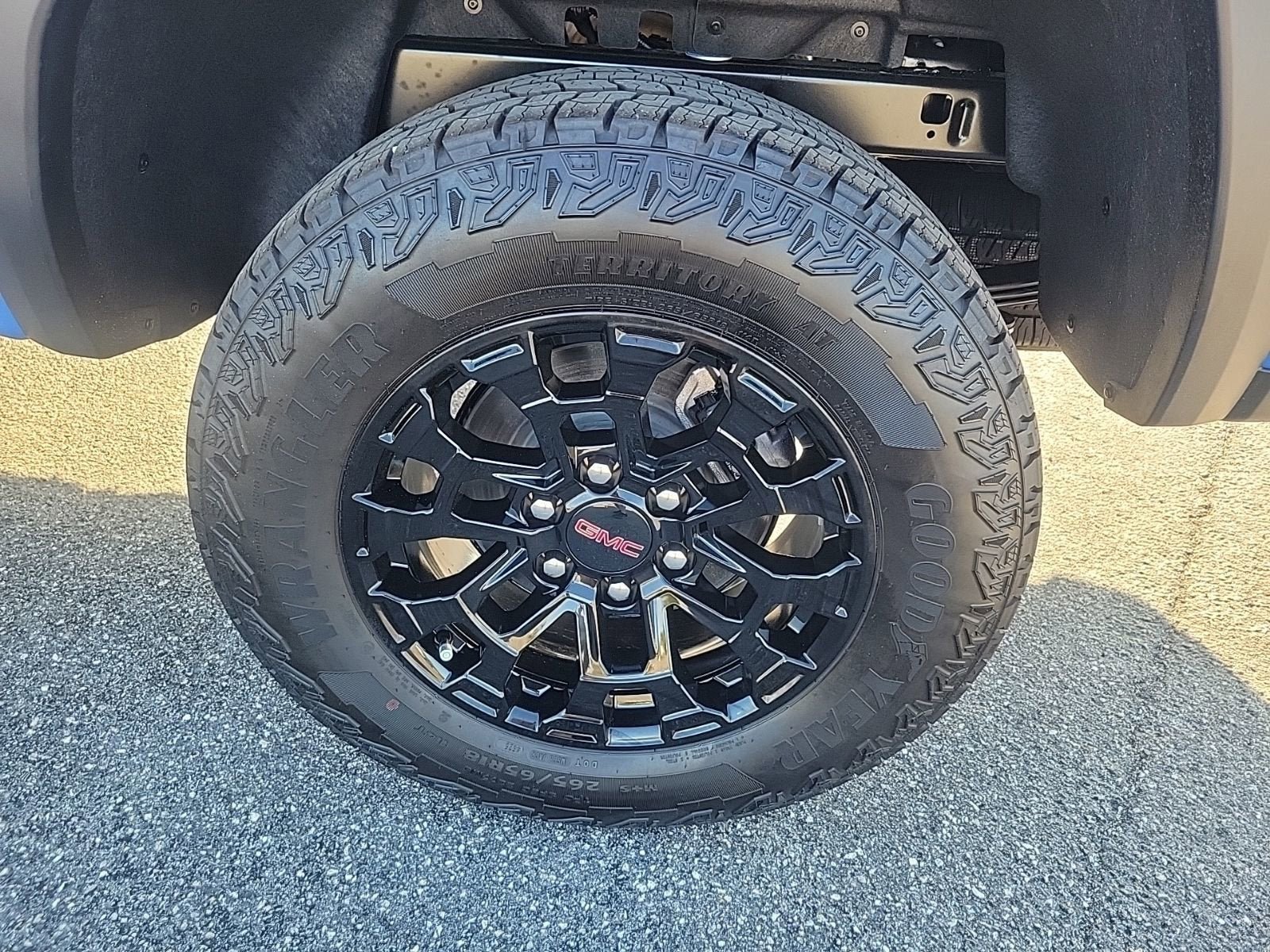 New 2026 GMC Canyon Elevation image 15