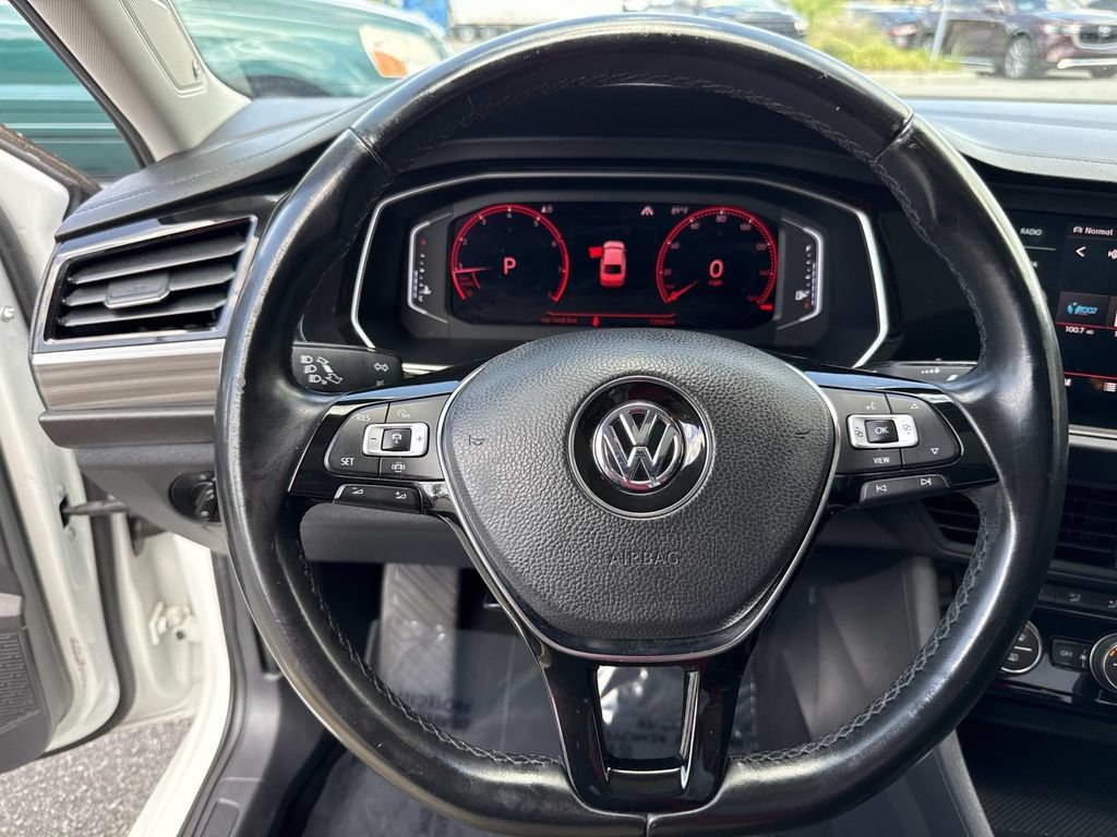 Used 2019 Volkswagen Jetta SEL FWD image 42