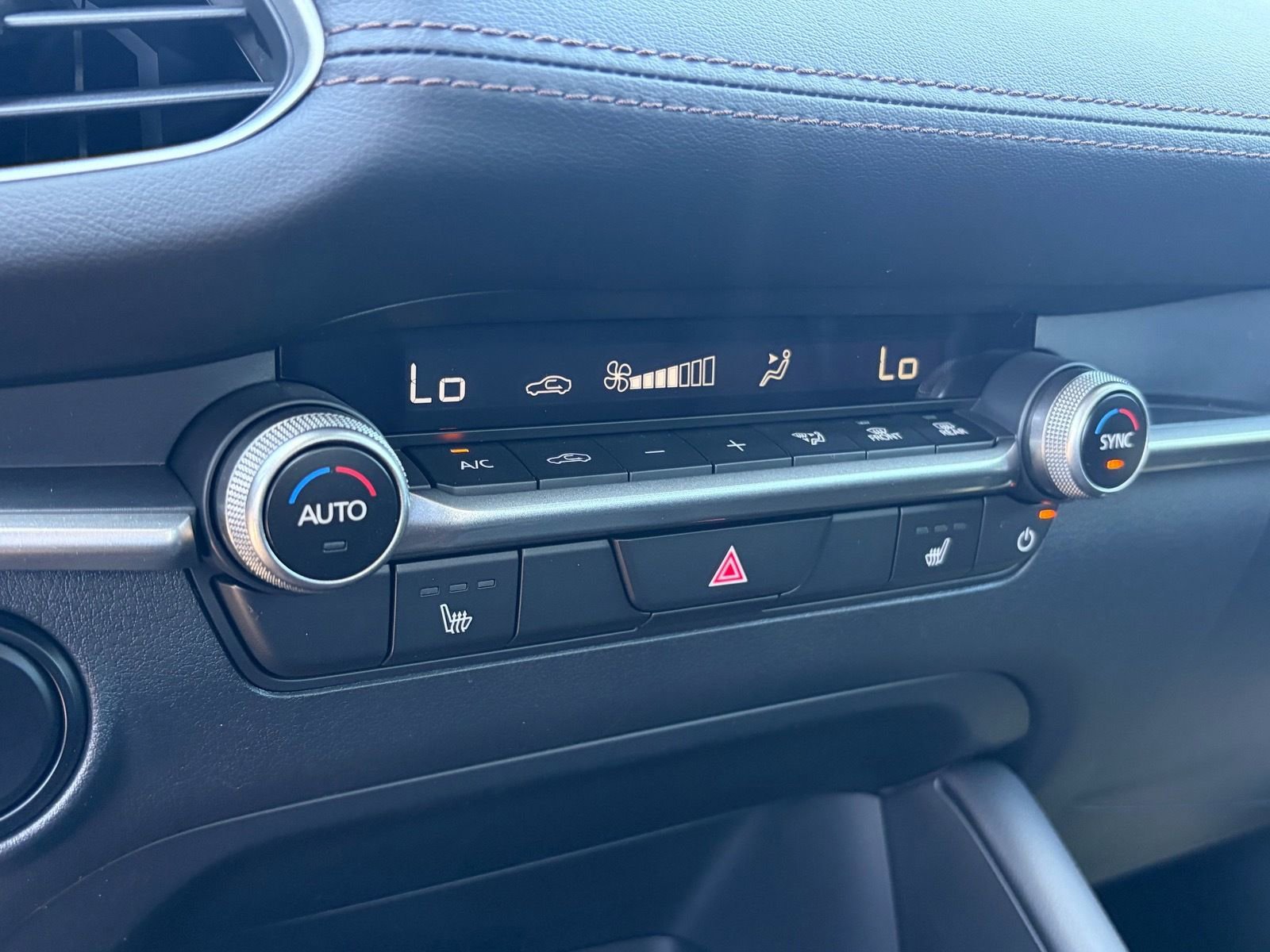 New 2026 MAZDA MAZDA3 2.5 S Sedan w/ Preferred Pkg image 19