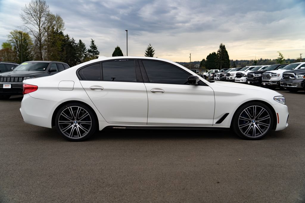 Used 2017 BMW 540i w/ M Sport Package image 9
