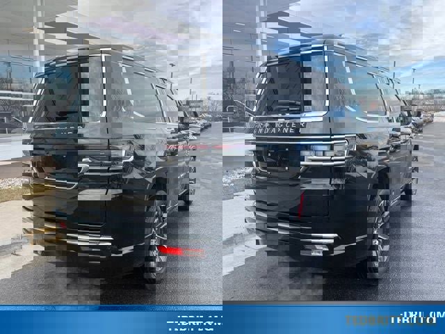 Used 2024 Jeep Grand Wagoneer L 4WD image 8