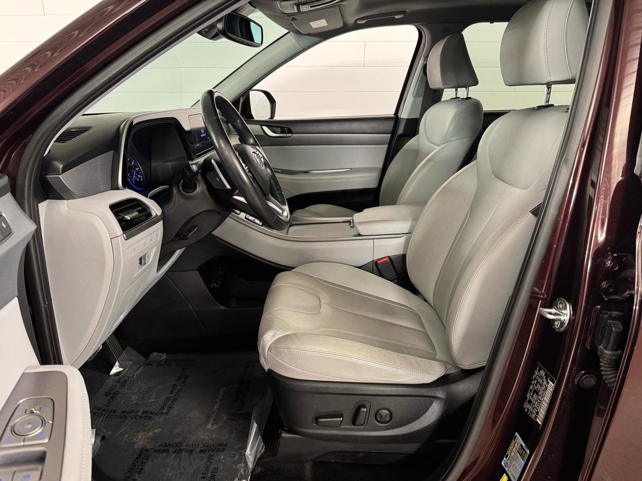 Used 2021 Hyundai Palisade SEL w/ Premium Package image 11