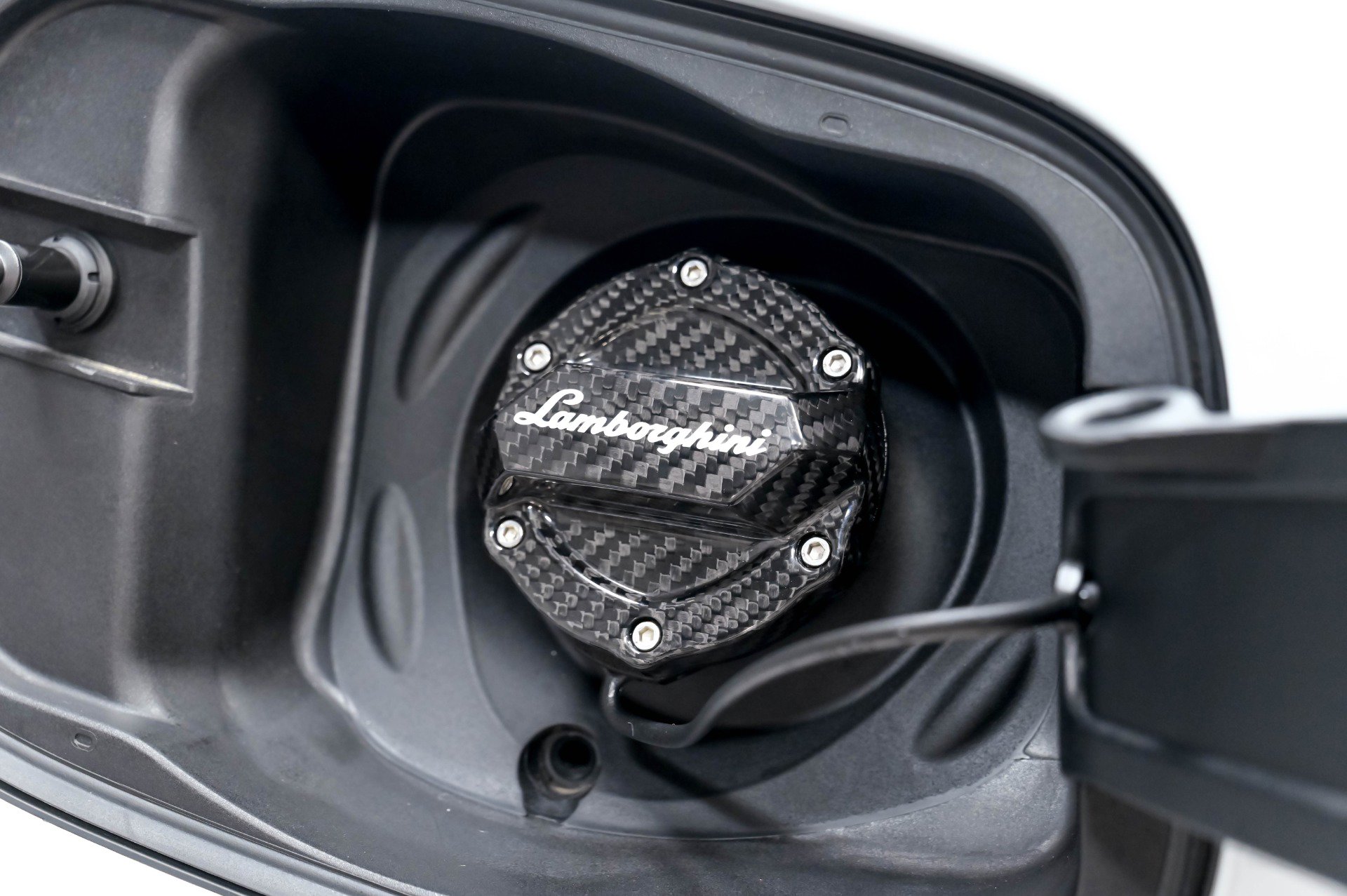 Used 2020 Lamborghini Urus AWD/4WD image 68
