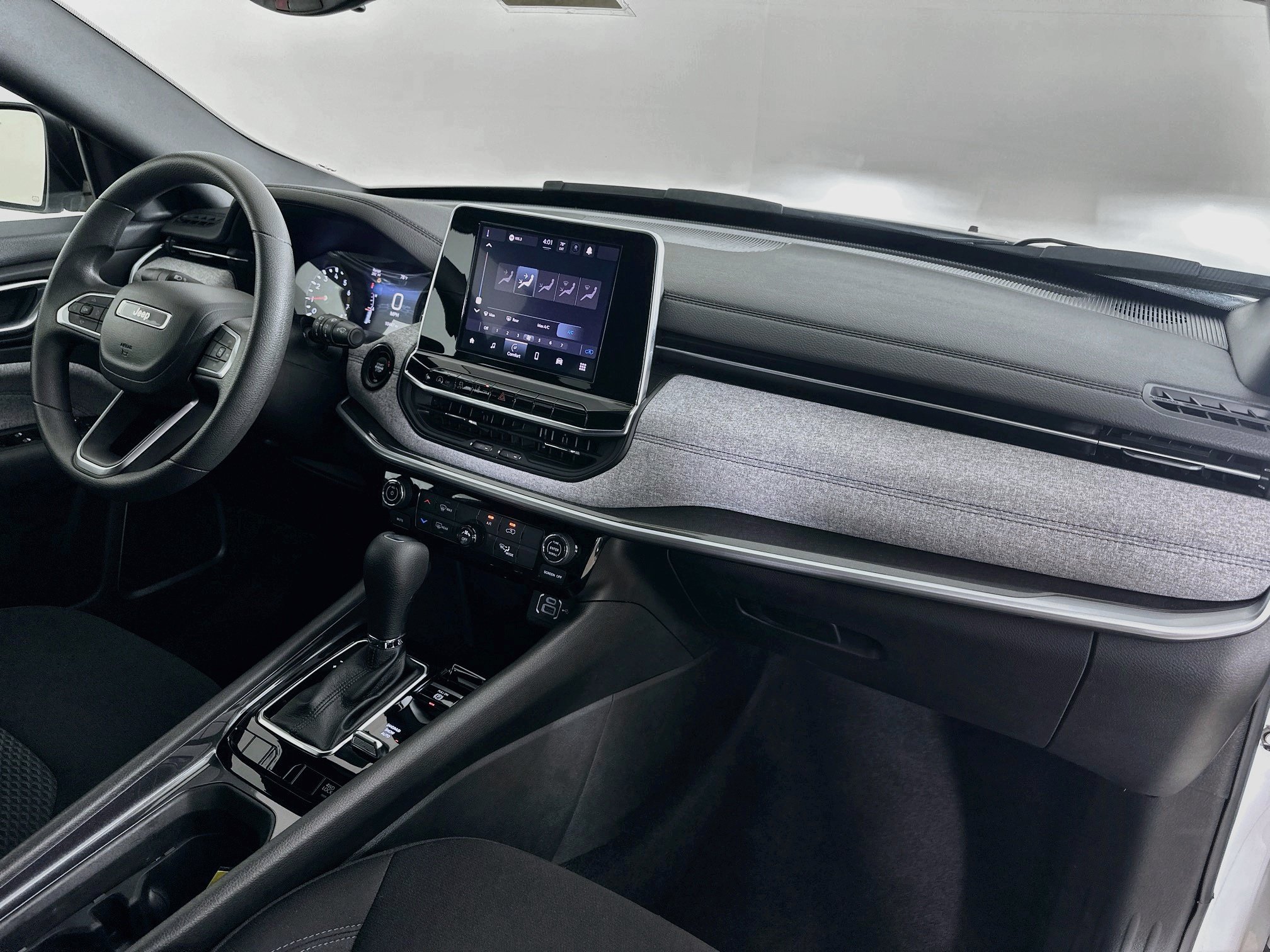 Certified 2025 Jeep Compass Sport AWD/4WD image 30