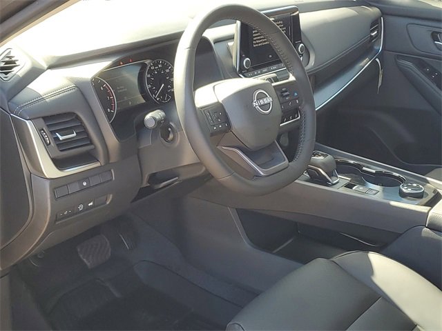 New 2026 Nissan Rogue SV image 7