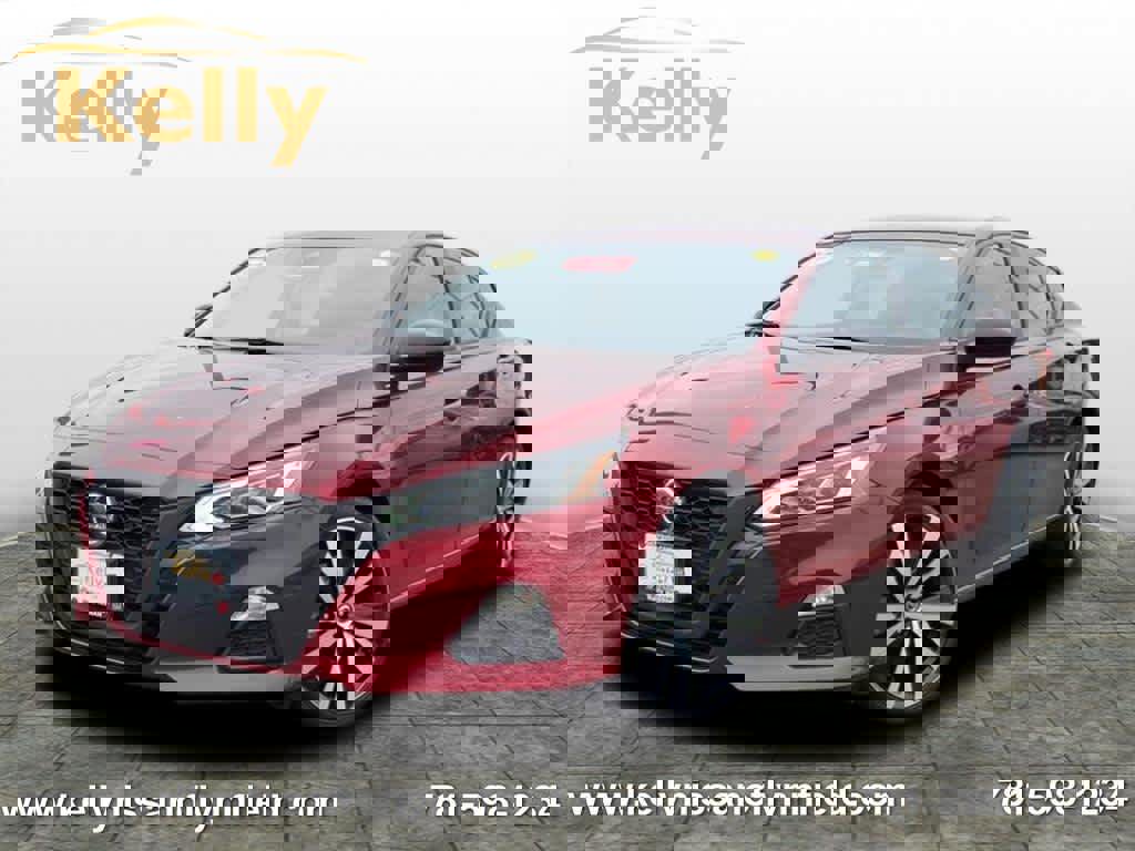 Certified 2022 Nissan Altima 2.5 SR
