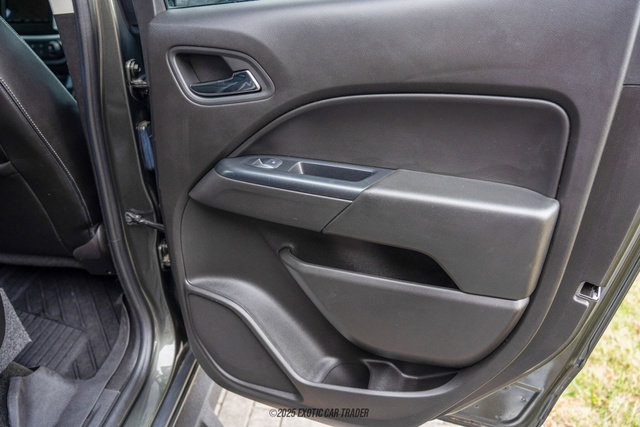 Used 2017 Chevrolet Colorado ZR2 w/ LPO, Premium Interior Package image 39