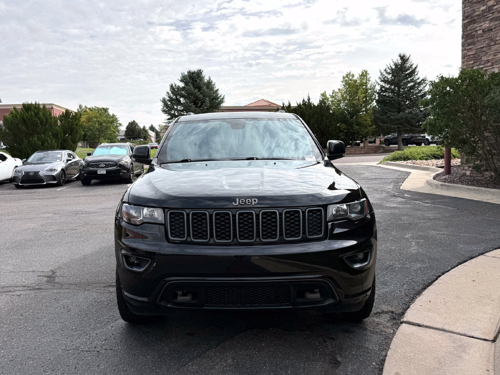Used 2016 Jeep Grand Cherokee Limited 75th Anniversary AWD/4WD image 3