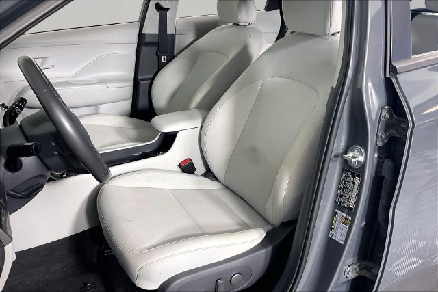 Used 2025 Hyundai Kona SEL FWD image 19