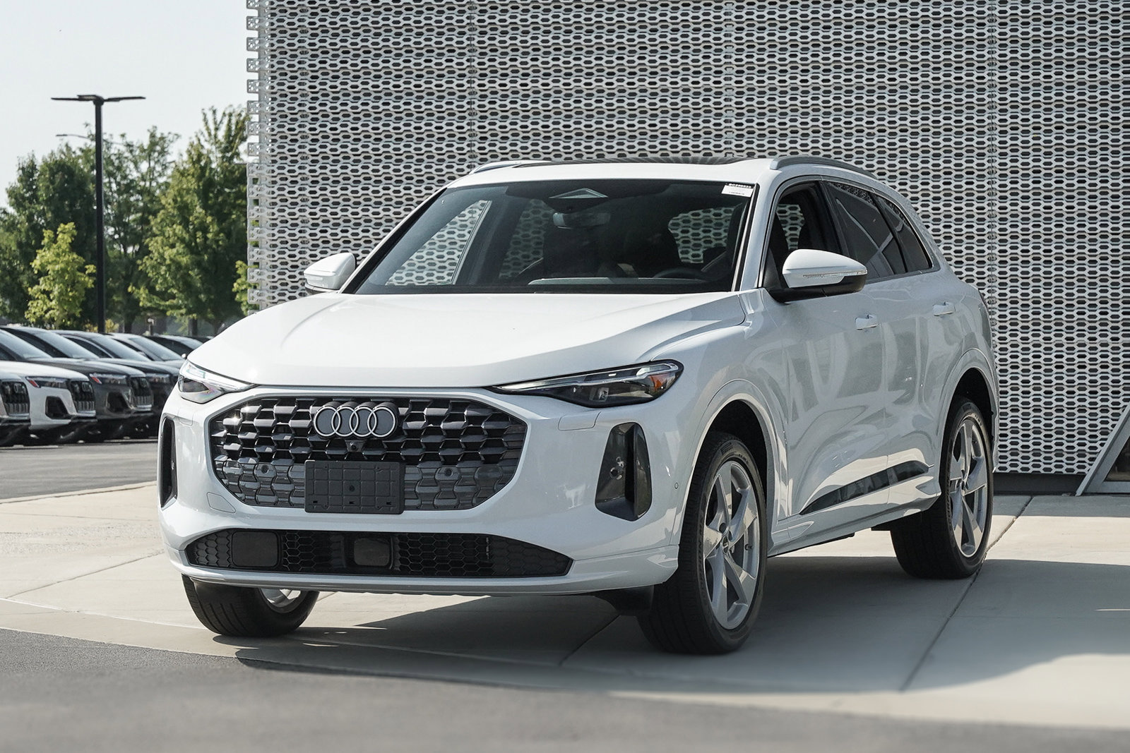 New 2025 Audi Q5 Premium Plus image 5