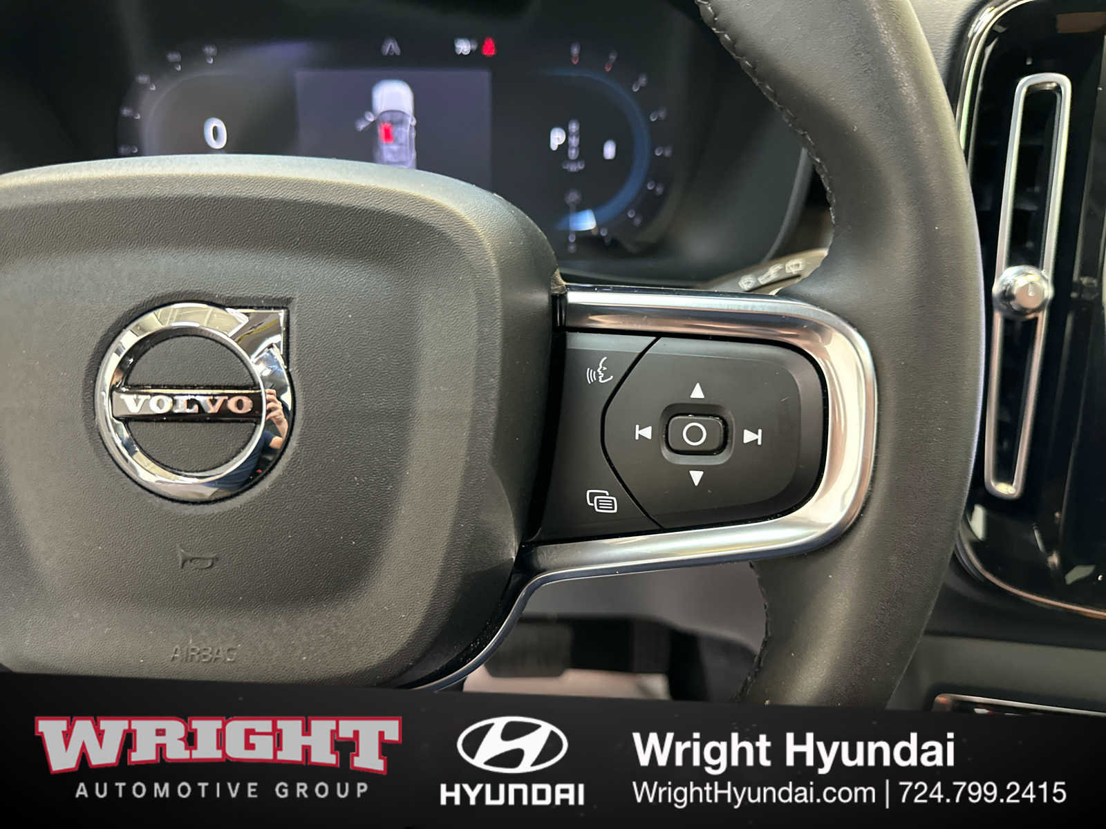 Used 2023 Volvo XC40 B5 Plus w/ Driver Assist Package image 21