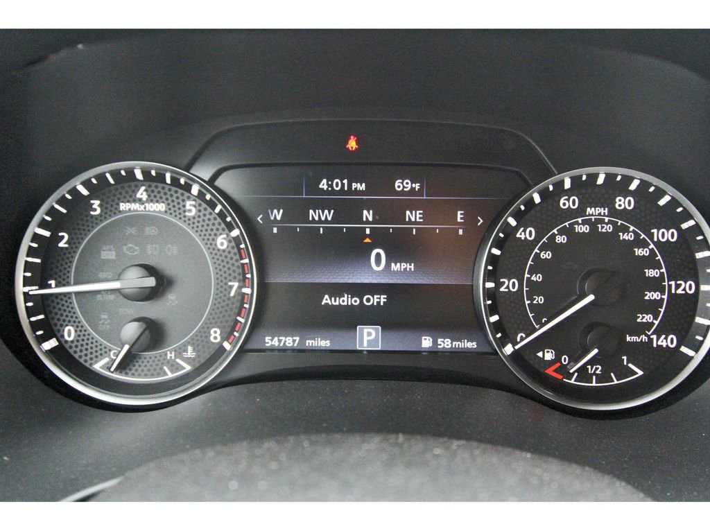 Used 2024 Nissan Armada SV image 10