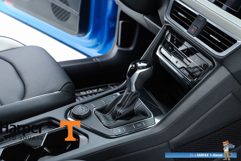 Used 2025 Volkswagen Taos SEL image 71