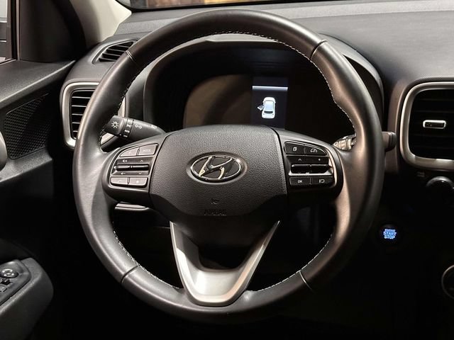 Used 2025 Hyundai Venue SEL FWD image 22