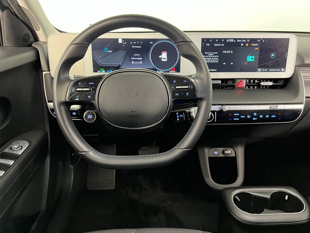 Used 2024 Hyundai Ioniq 5 SE image 11